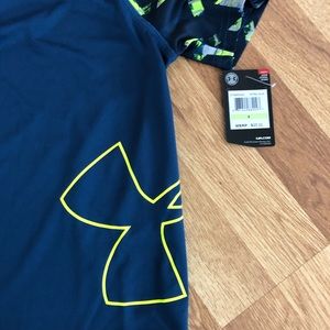 Brand new under armour  rash guard and swim suit